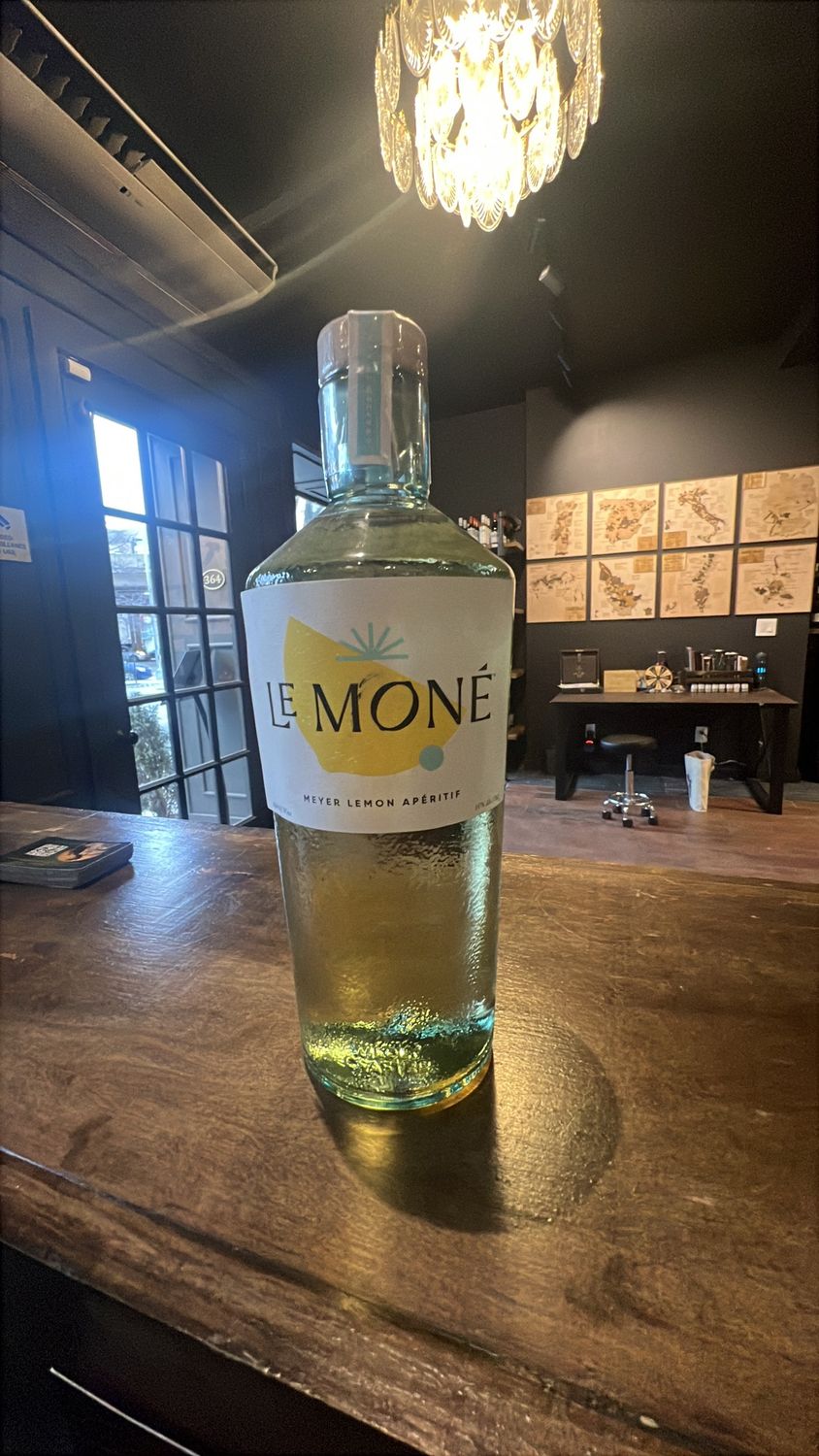 Le Moné Meyer Lemon Apéritif 750 mL