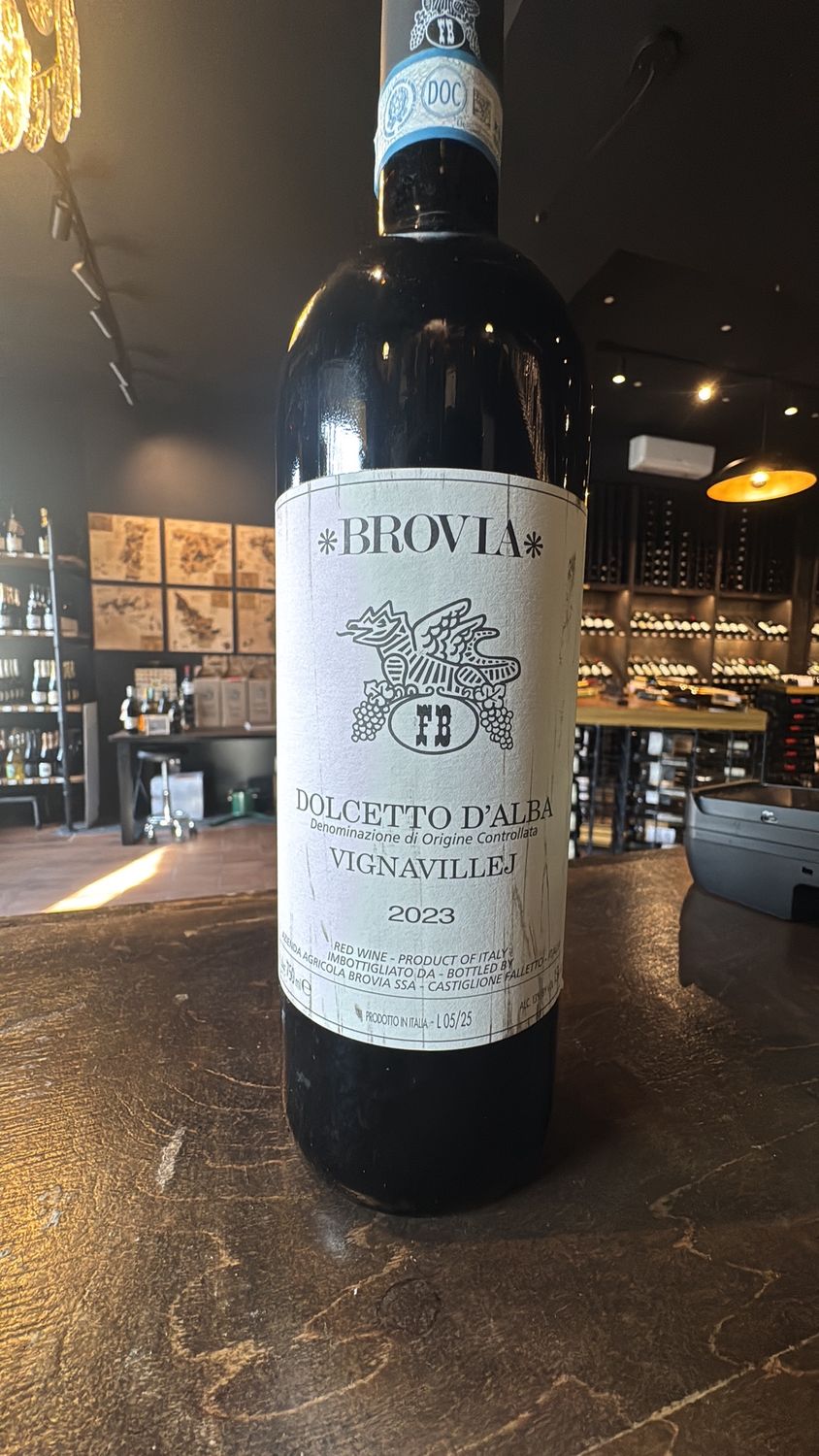 Brovia Dolcetto D'Alba Vignavillej 750 mL