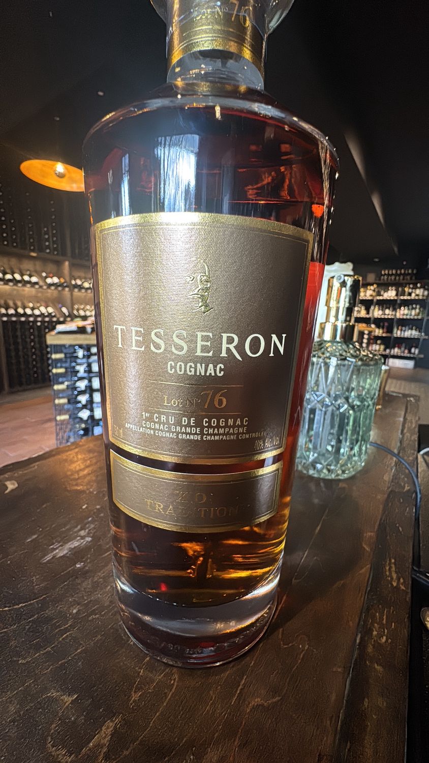 Cognac Tesseron -X. O. 25-30 Years Tradition - Lot 76 750 mL