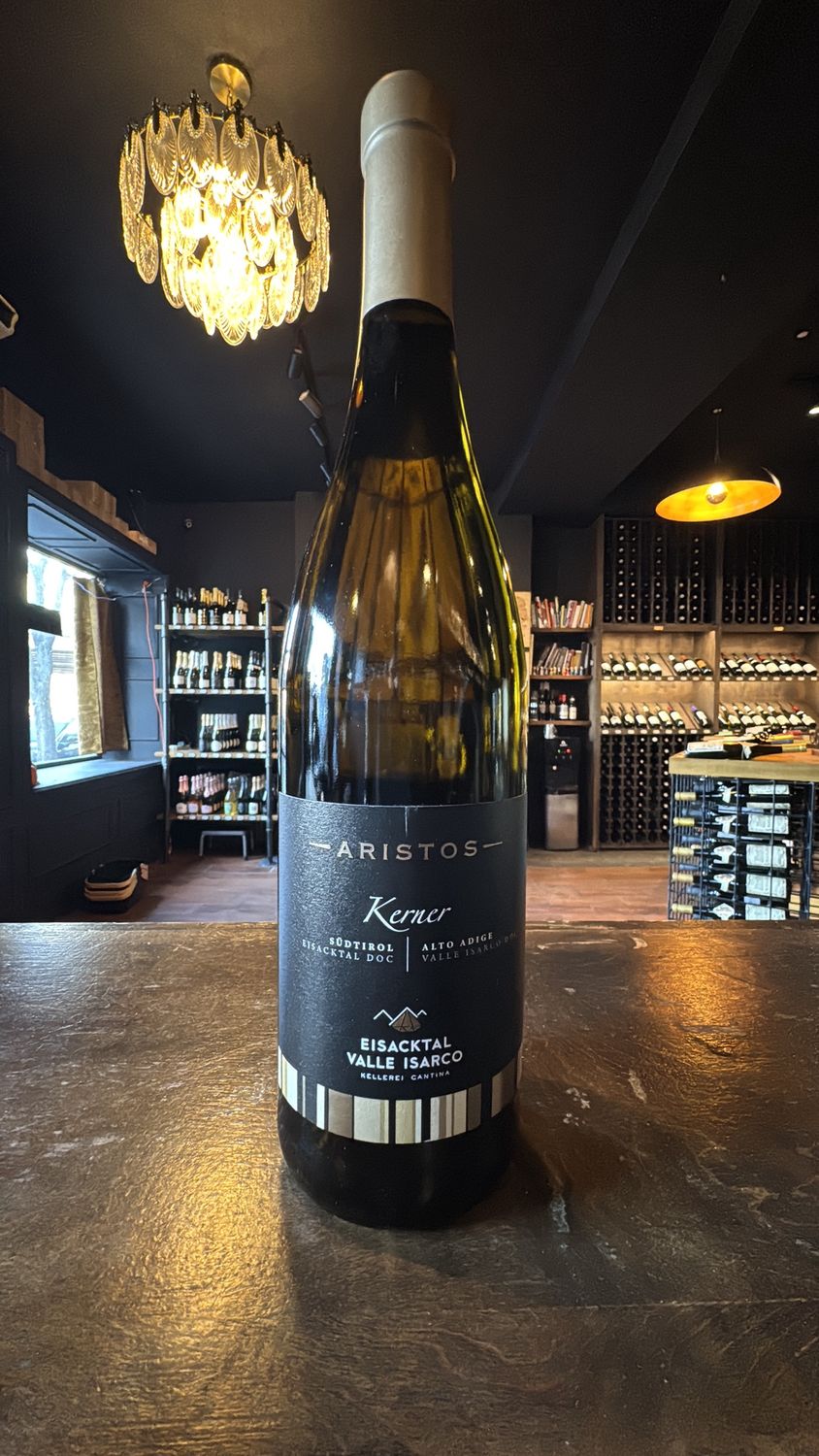 Aristos Kerner Eisacktal Valle Isarco Kellerei Cantina Bianco 750 mL