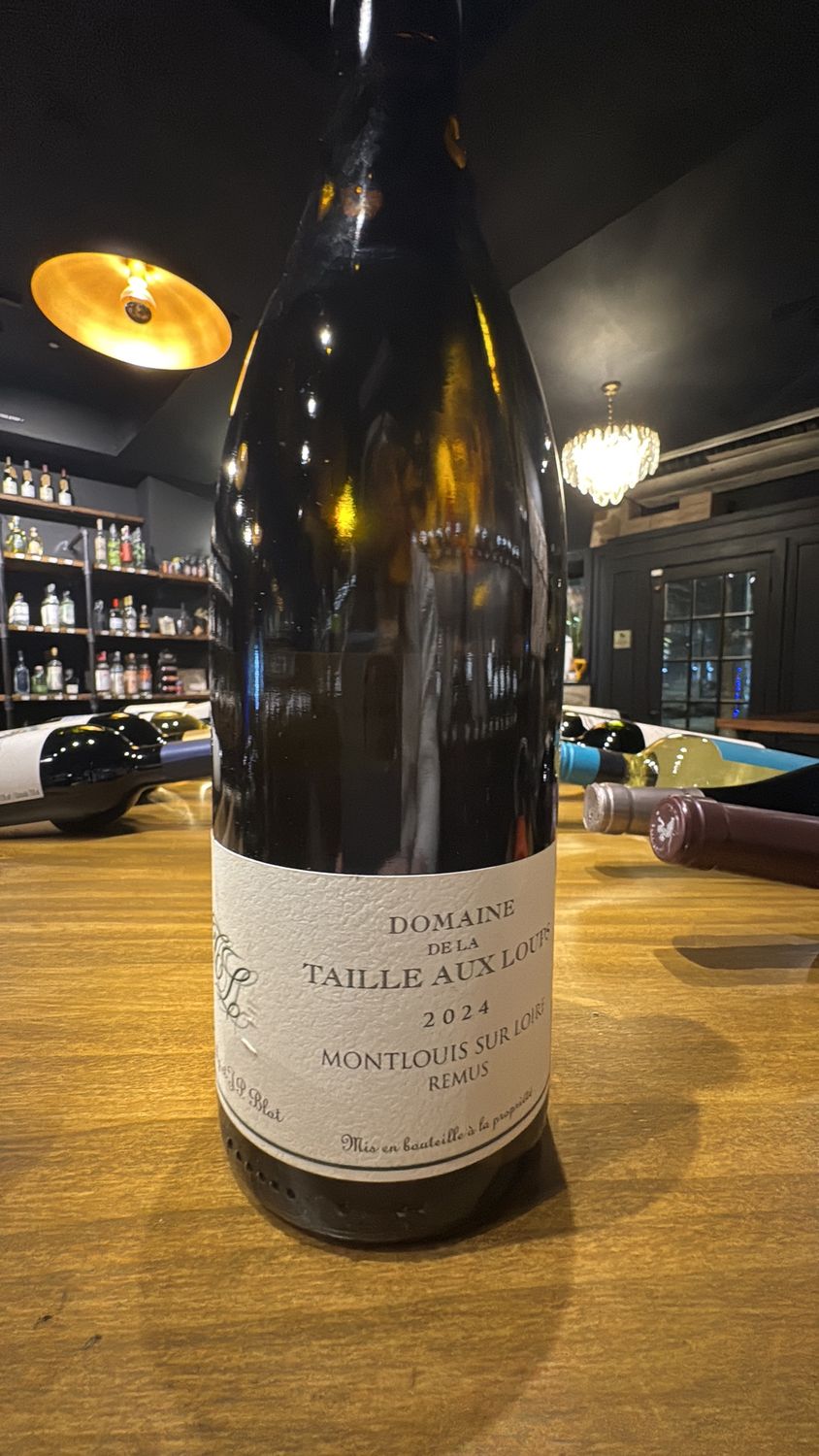 Montlouis "Remus" Domaine De La Taille Aux Loups Chenin 750 mL