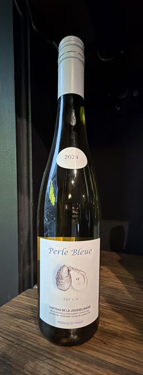 Perle Bleue Sur Lie Folle Blanche Chateau De La Jousseliniere
