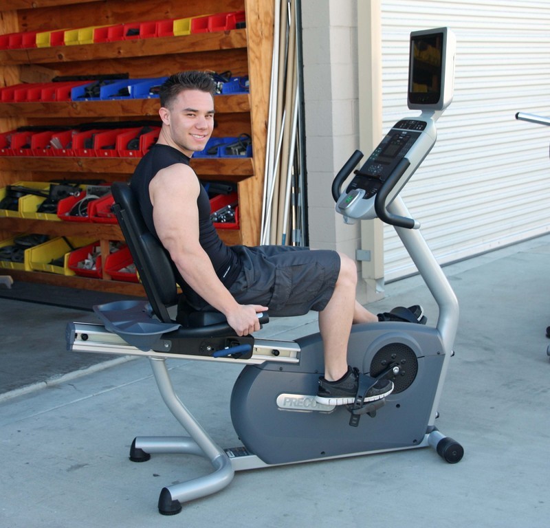 Precor 846i Recumbent Bike - Remanufactured