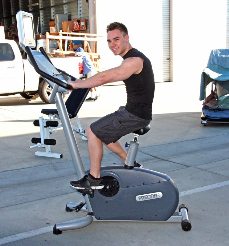 Precor 846i Upright Bike - Remanufactured