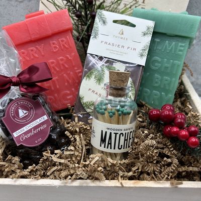 Merry &amp; Bright Gift Box