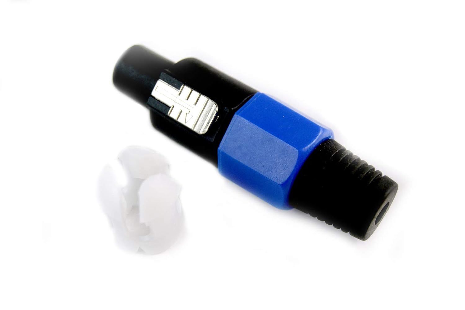 STUDIOZ 4 PIN MALE END X-1090