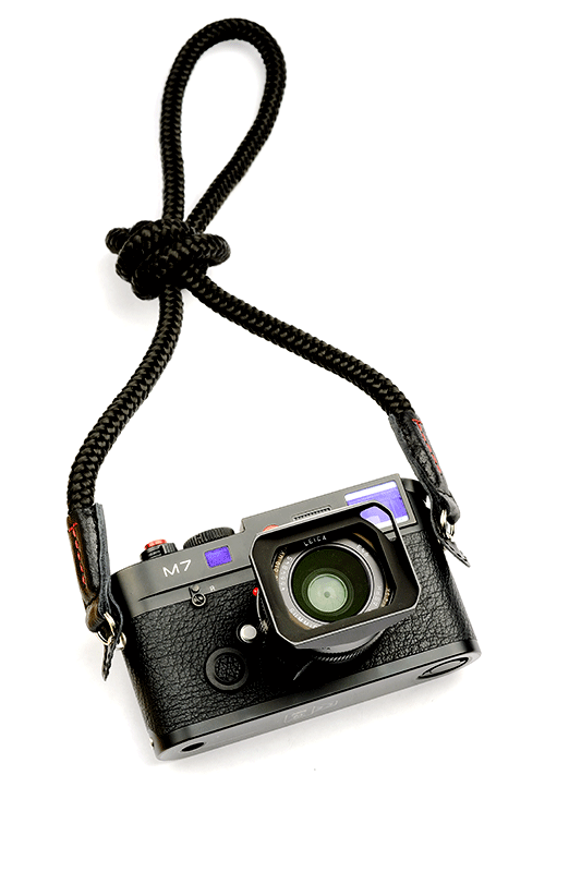 El Capitan Black. Neck Camera Strap