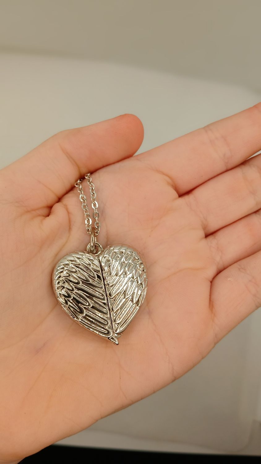 Memory Angel Wings Necklace Photo With Gift Box Heart Opening Wings Necklace