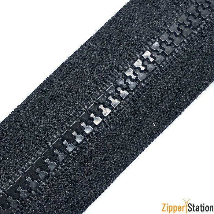 Plastic Chunky Continuous 5 Zip Double Pulls