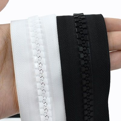 #10 Continuous Zipper