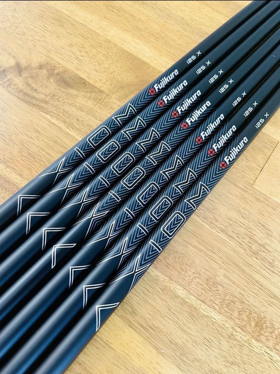 NEW* Fujikura Axiom VeloCore 125X Extra Stiff Graphite Iron NEW* Fujikura Axiom VeloCore 125X Extra Stiff Graphite Iron