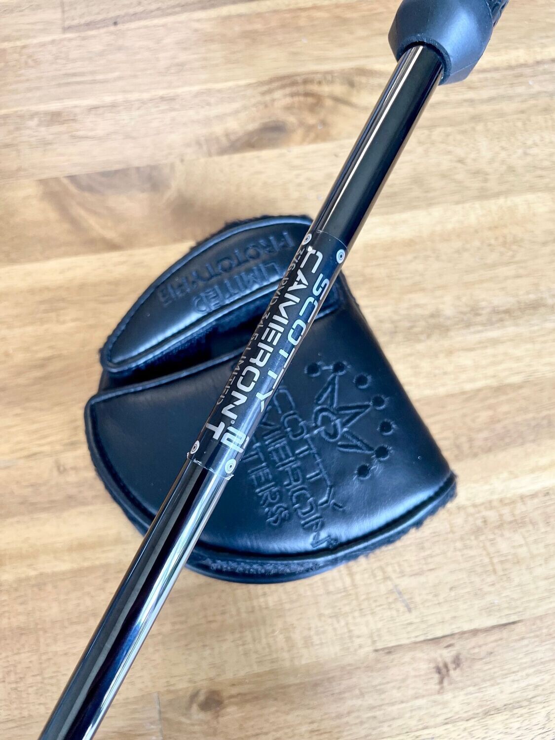 Scotty Cameron H21 Holiday LTD Proto X-7.5 34.5in Putter Scotty Cameron H21 Holiday LTD Proto X-7.5 34.5in Putter