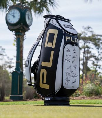 GOLF BAGS