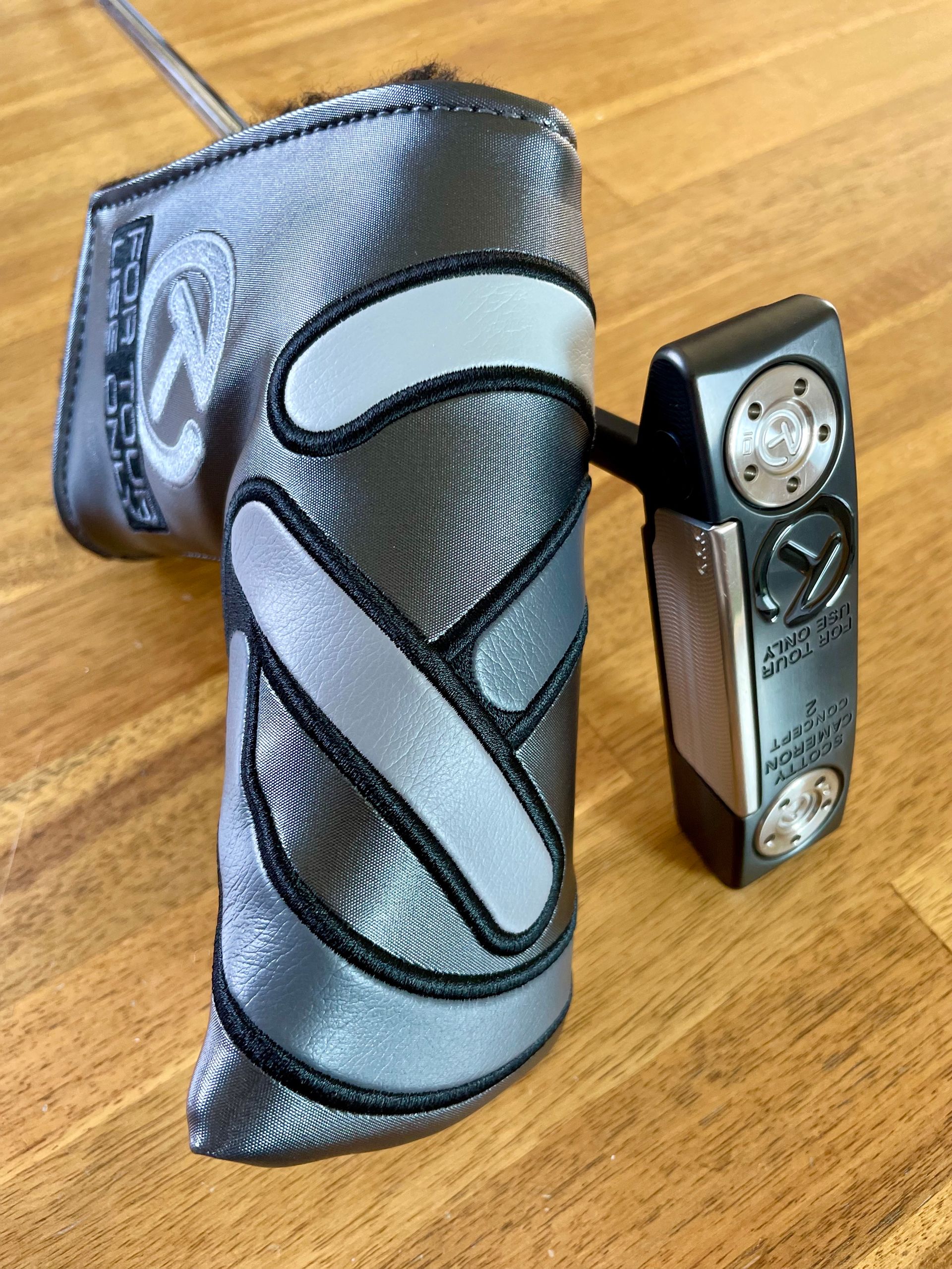 *NICE* Scotty Cameron Circle T w/COA Tour Concept 2 34.5 in Putter- Tour Black GSS