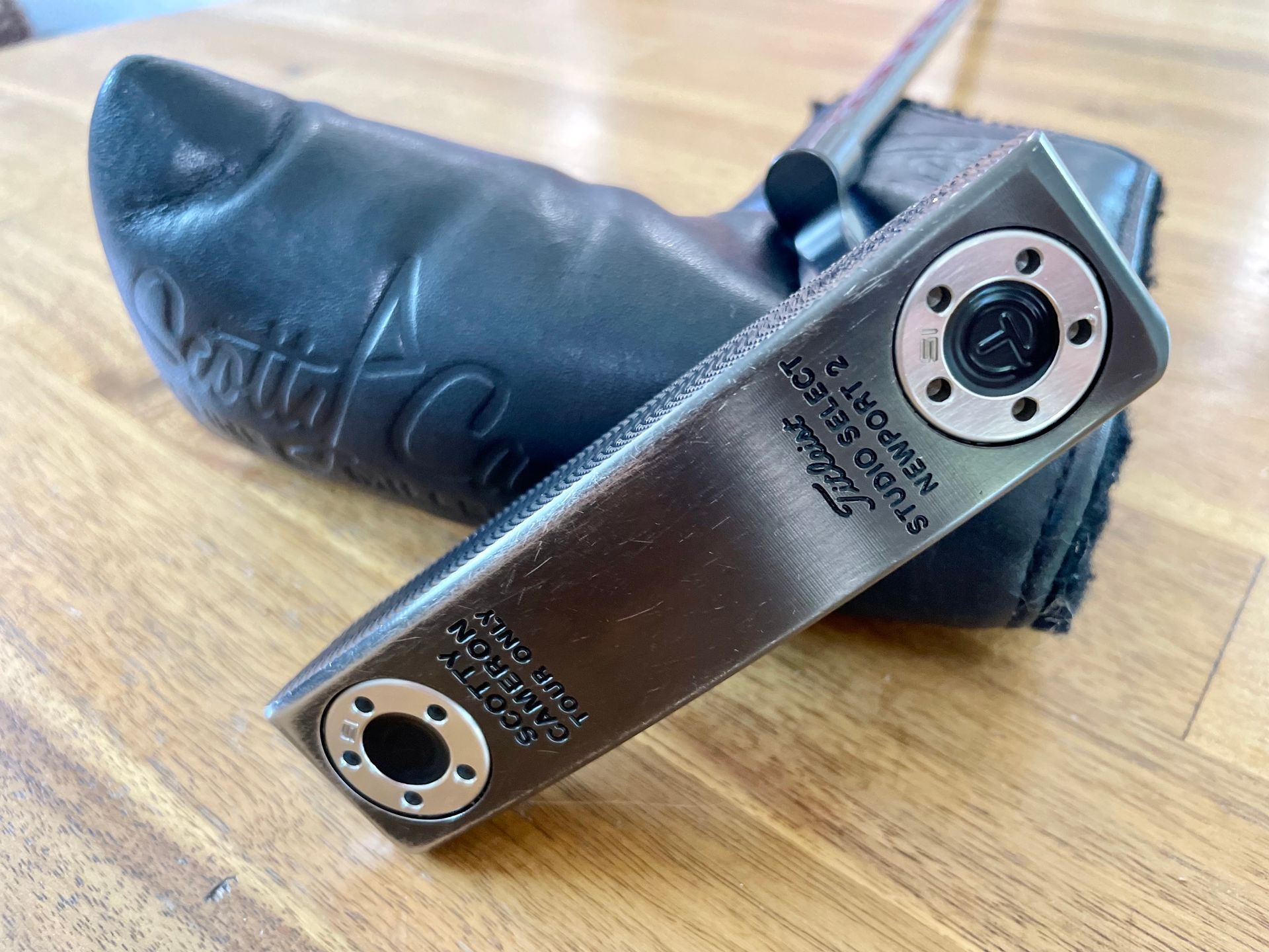 *RARE* Scotty Cameron Circle T SS Newport 2 35in Putter- Surfer Cover