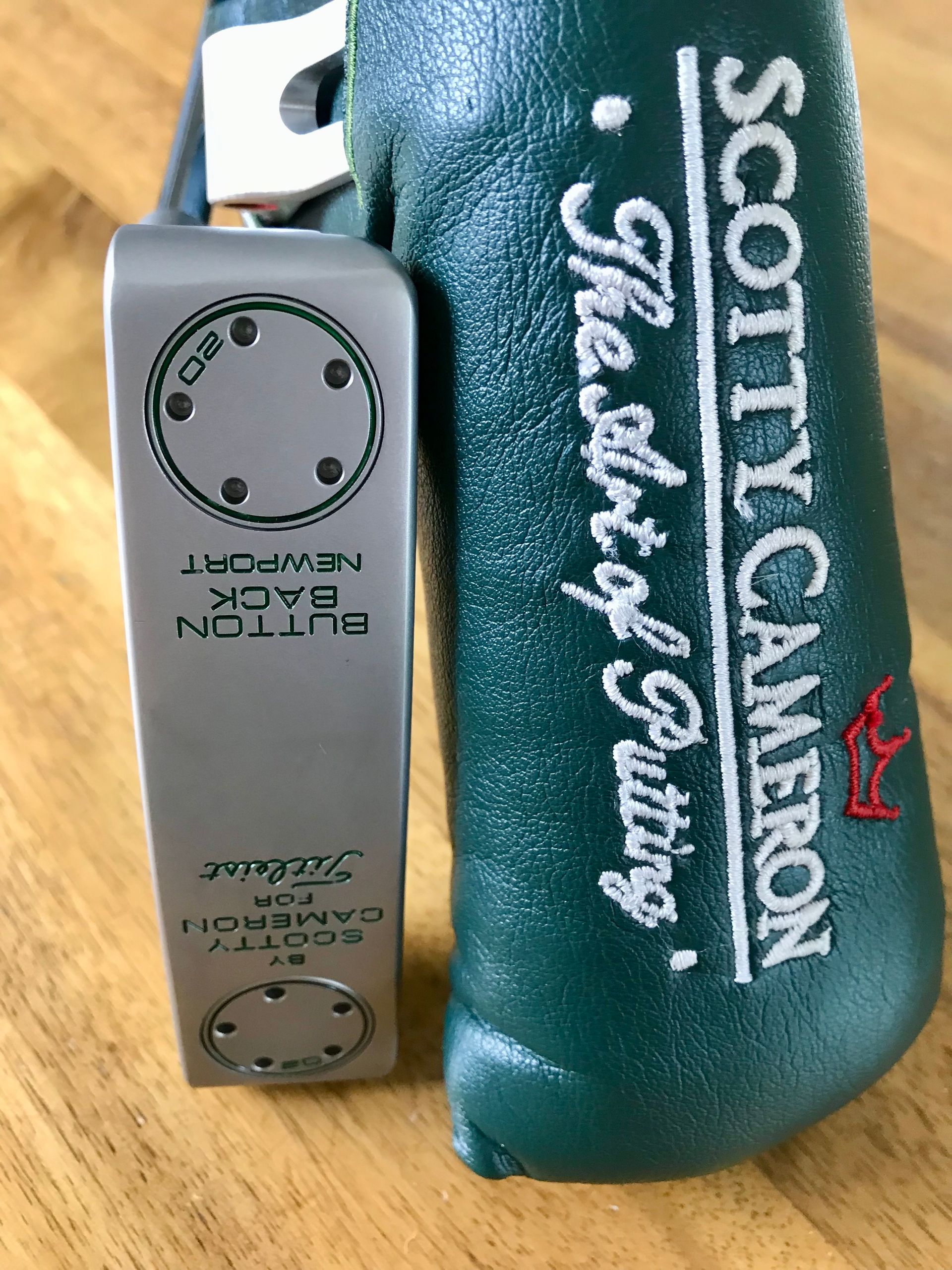 *NEW* Scotty Cameron Button Back 2008 Newport 34in Putter- Holiday Green