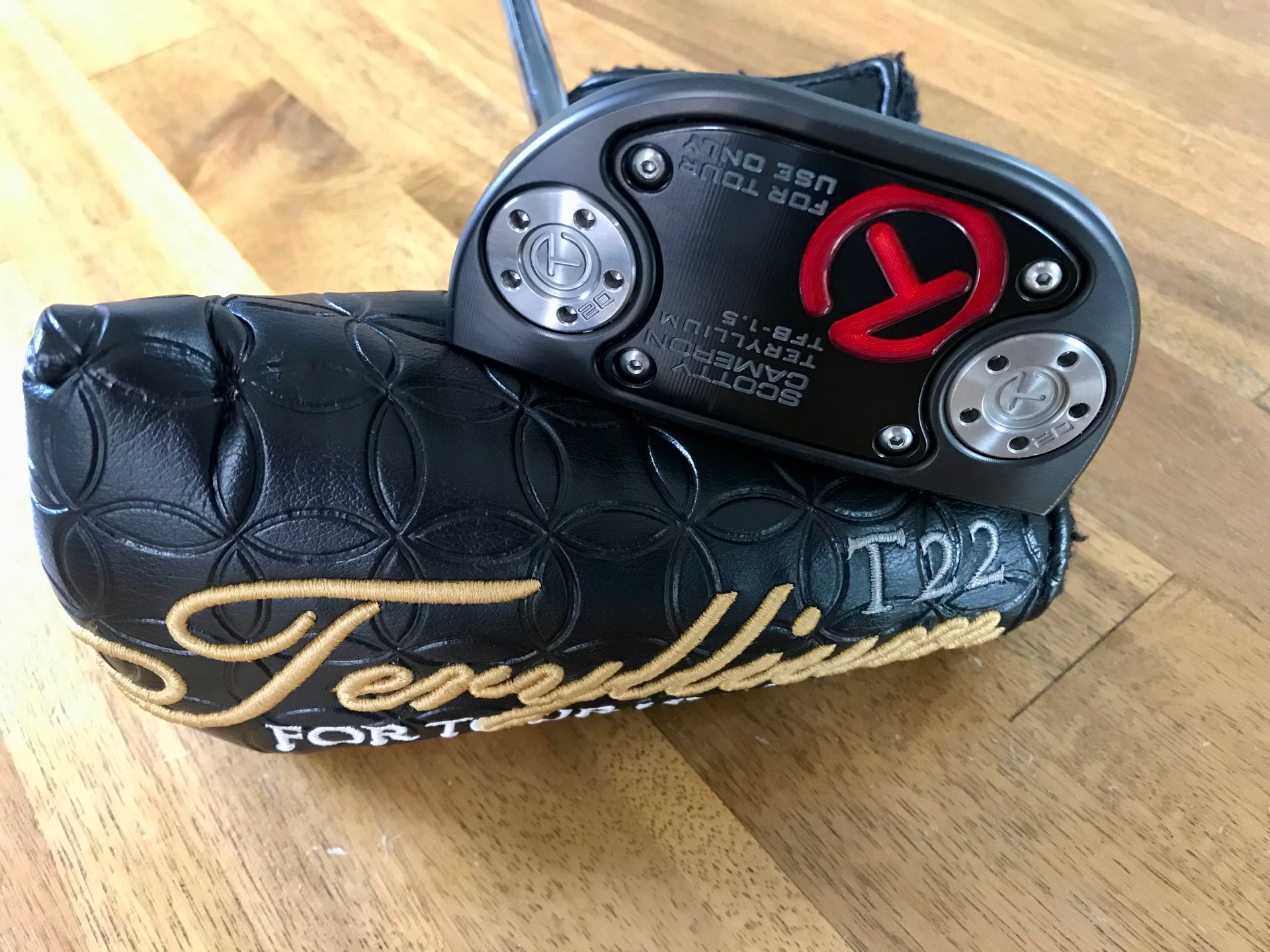 *PRISTINE* Scotty Cameron Circle T COA T22 Teryllium Fastback 1.5 TFB-1.5 34in Putter