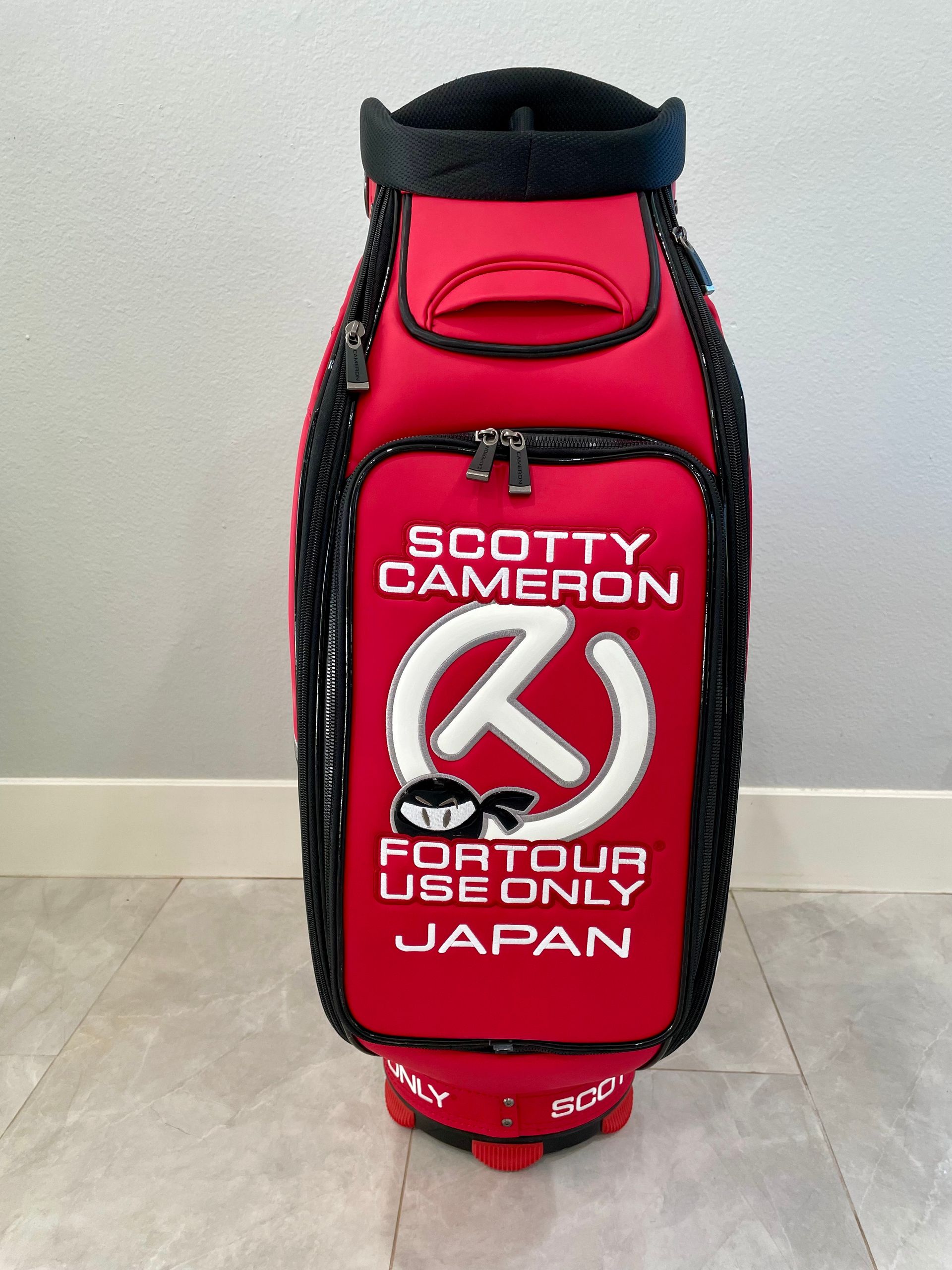 *NEW* Scotty Cameron Circle T M&G 2020 Wasabi Japan Red Staff Bag
