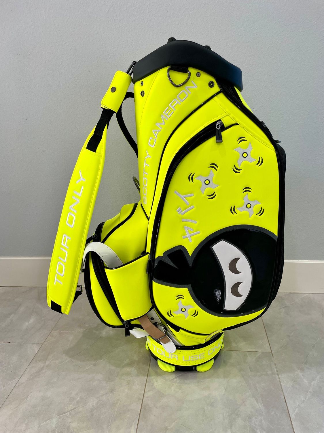 NEW* Scotty Cameron Circle T M&G Eddie Mame Japan Neon Staff Bag