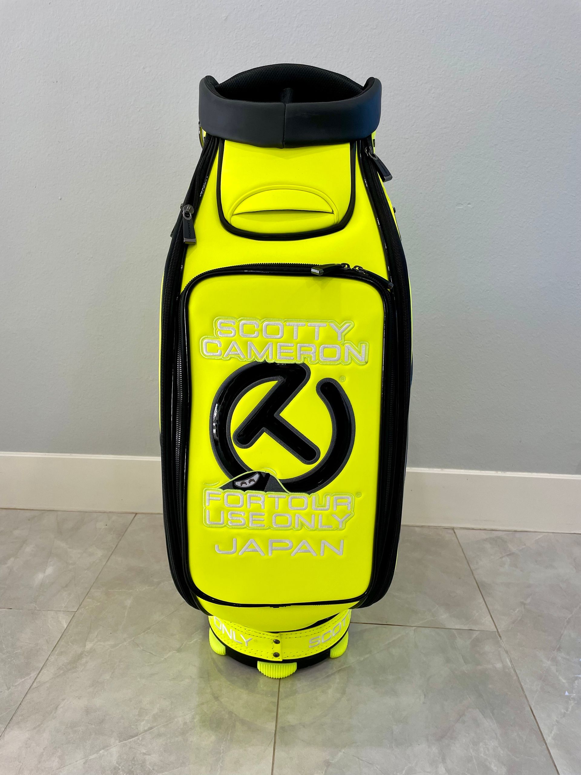 *NEW* Scotty Cameron Circle T M&G Eddie Mame Japan Neon Staff Bag