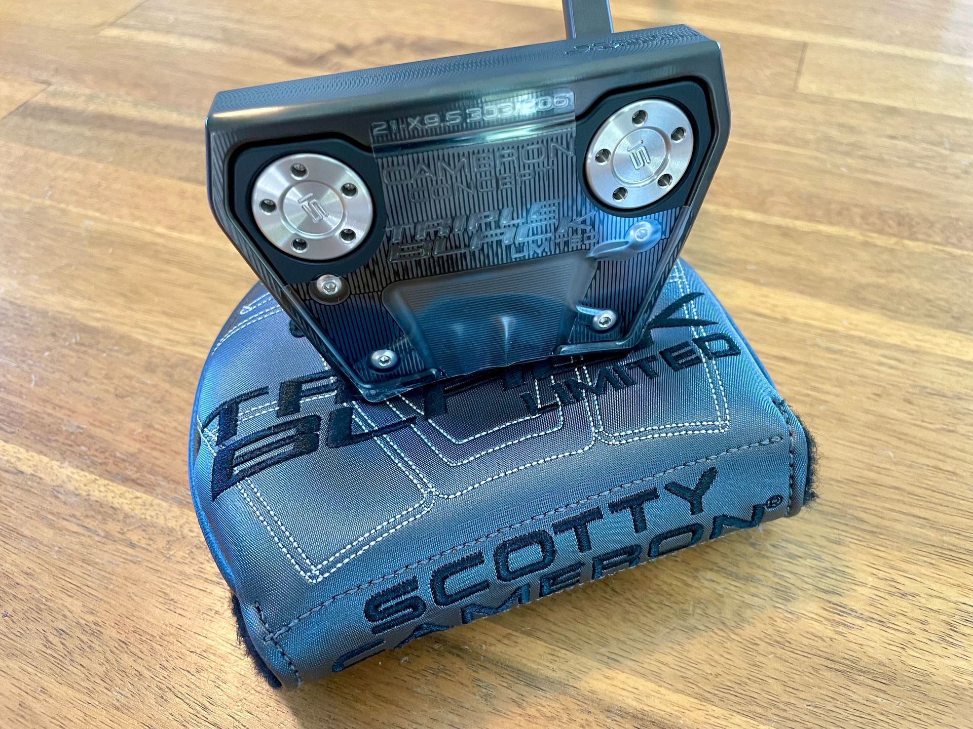 *NEW* Scotty Cameron H21 X-9.5 Triple Black Limited 34in Putter