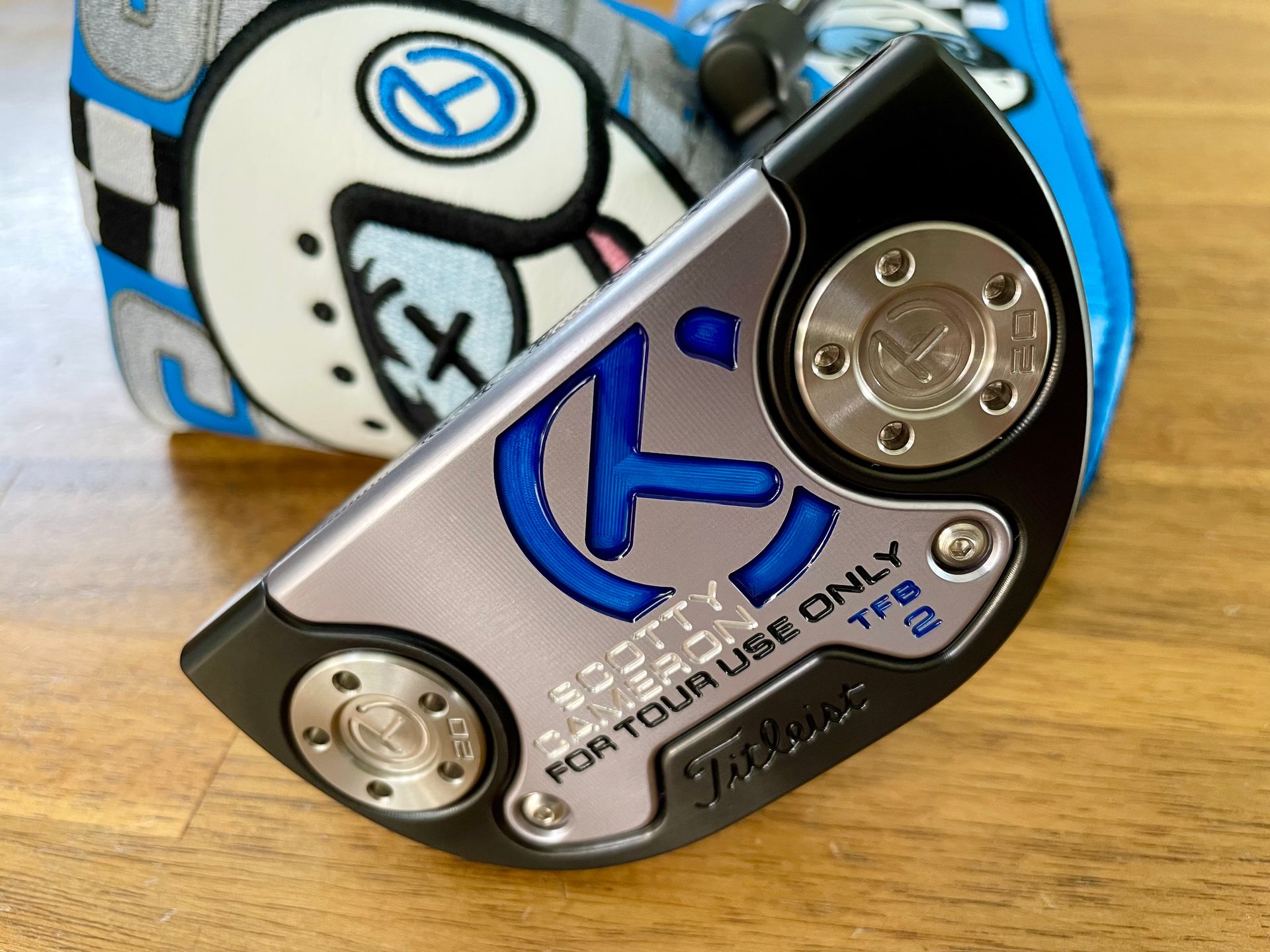 *NEW* Scotty Cameron Circle T w/COA Fastback 2 Tour in Tour Black 34in Putter