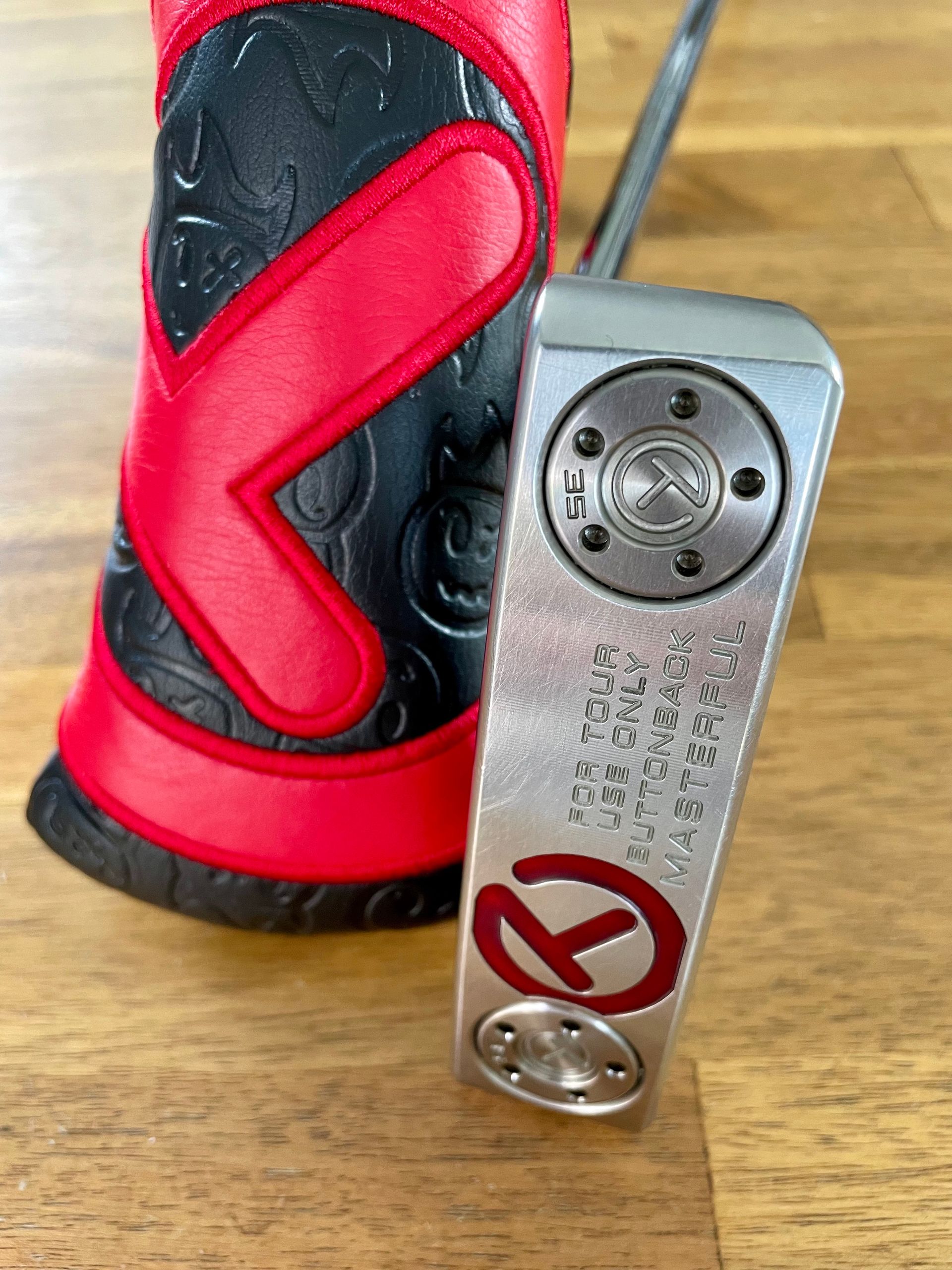 *PRISTINE* Scotty Cameron Circle T w/COA Masterful Buttonback 34in Putter