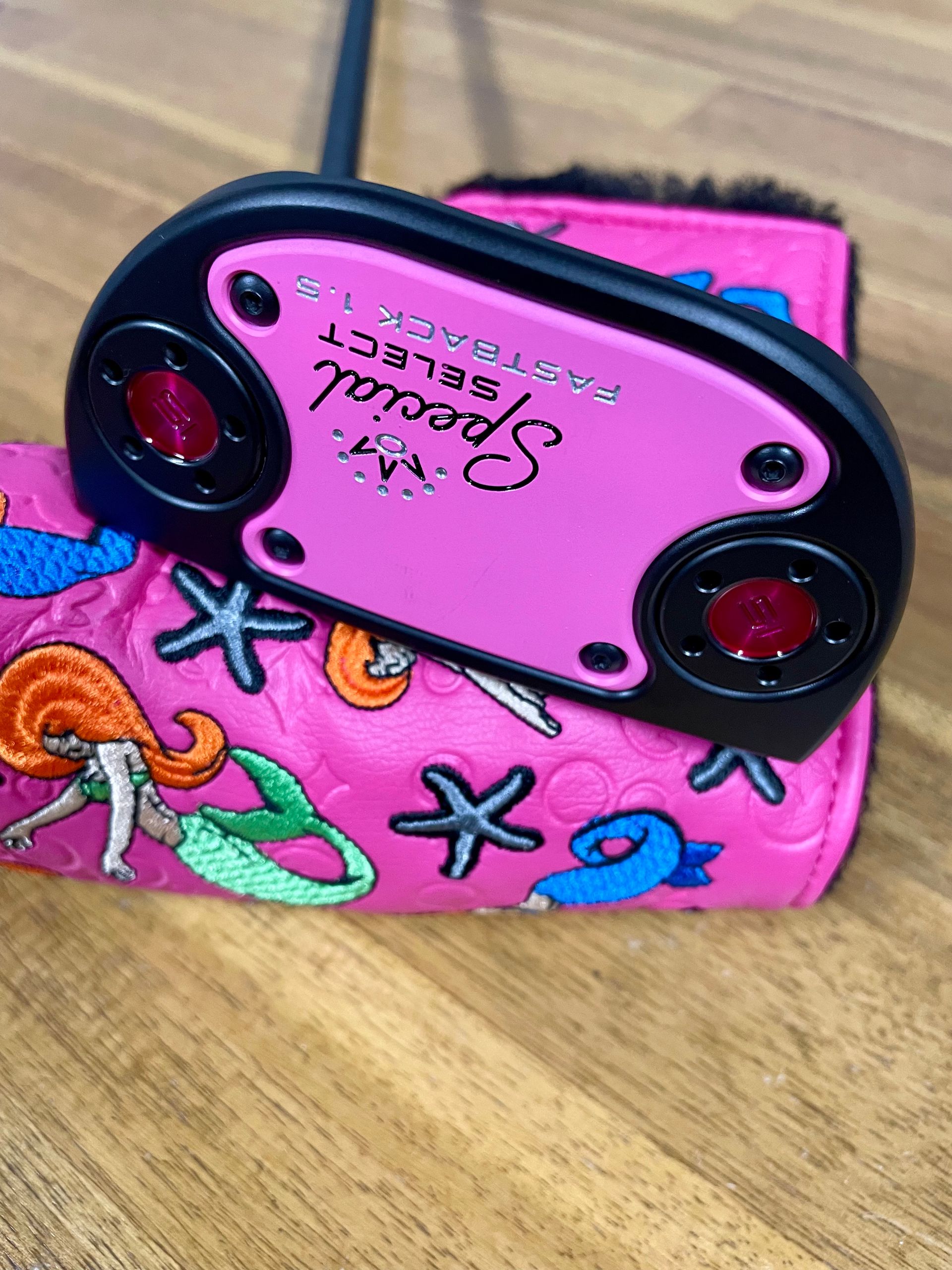 *NEW* Scotty Cameron Custom Fastback 1.5 Pink & Black 34.5in Putter