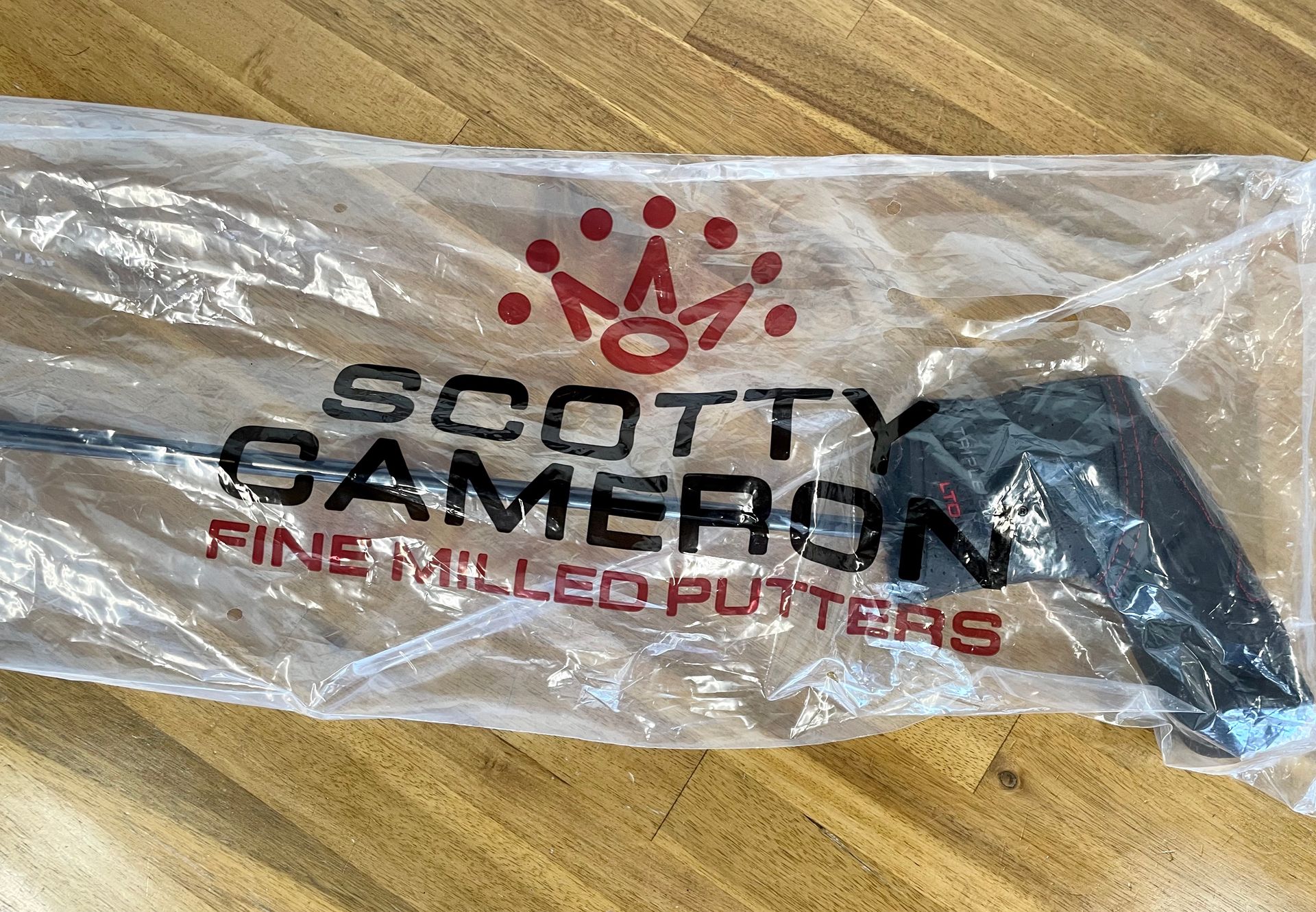 *NEW IN BAG* Scotty Cameron B3 Triple Black Putter- Choose Model (RH/LH) - Picture 10 of 35