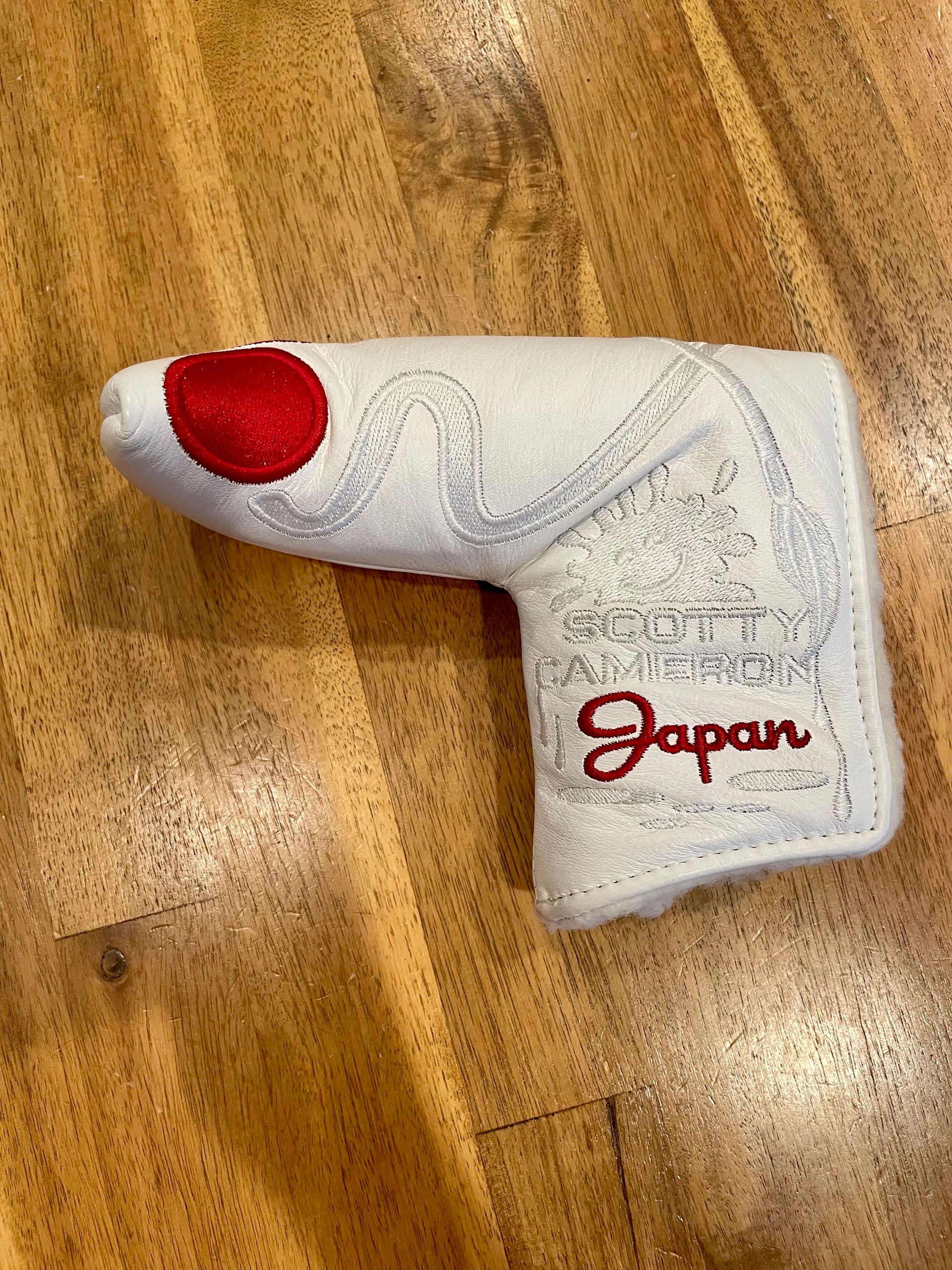 *NEW* Scotty Cameron M&G Leather Japan White/Red Art of Painting Cover