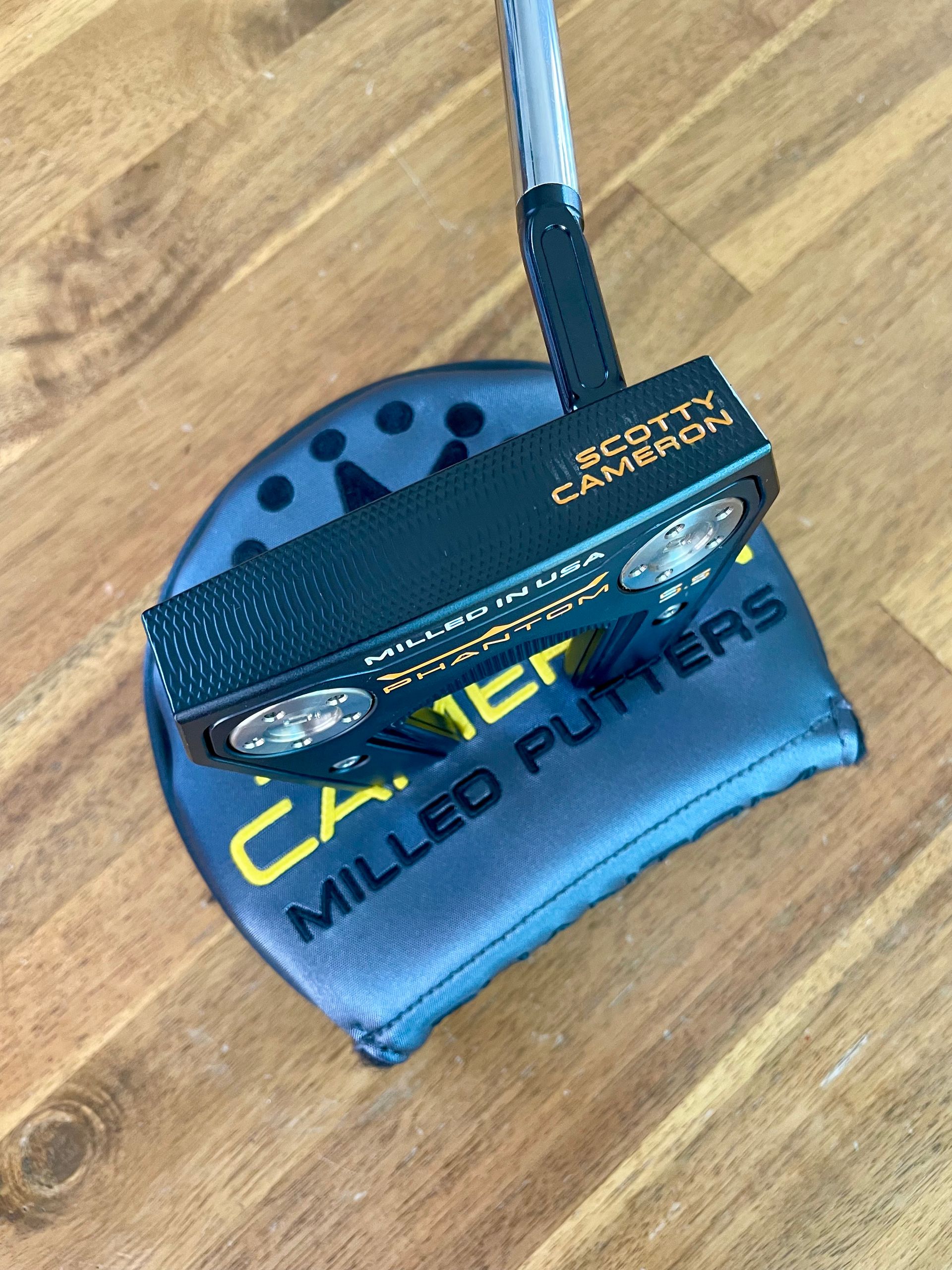 *NEW* Scotty Cameron Black/Orange Phantom 5.5 35in Putter- Matador Grip