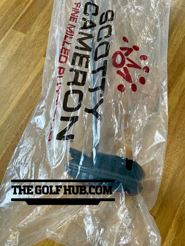 *NEW IN BAG* Scotty Cameron Limited Holiday H24 34.5in Putter