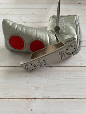 Scotty Cameron 2008 Button Back Newport 34in Putter