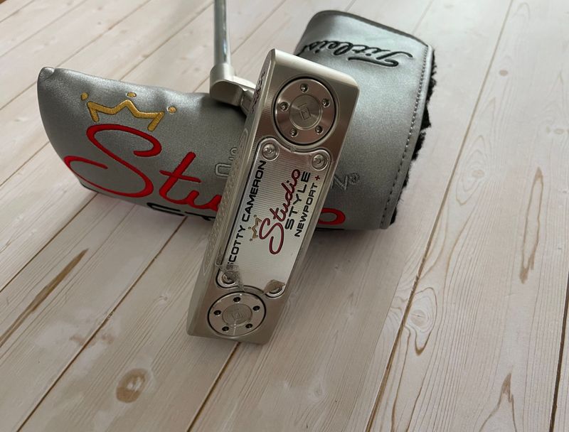 *NEW* Scotty Cameron Studio Style Newport+ 35in Putter *NEW* Scotty Cameron Studio Style Newport+ 35in Putter