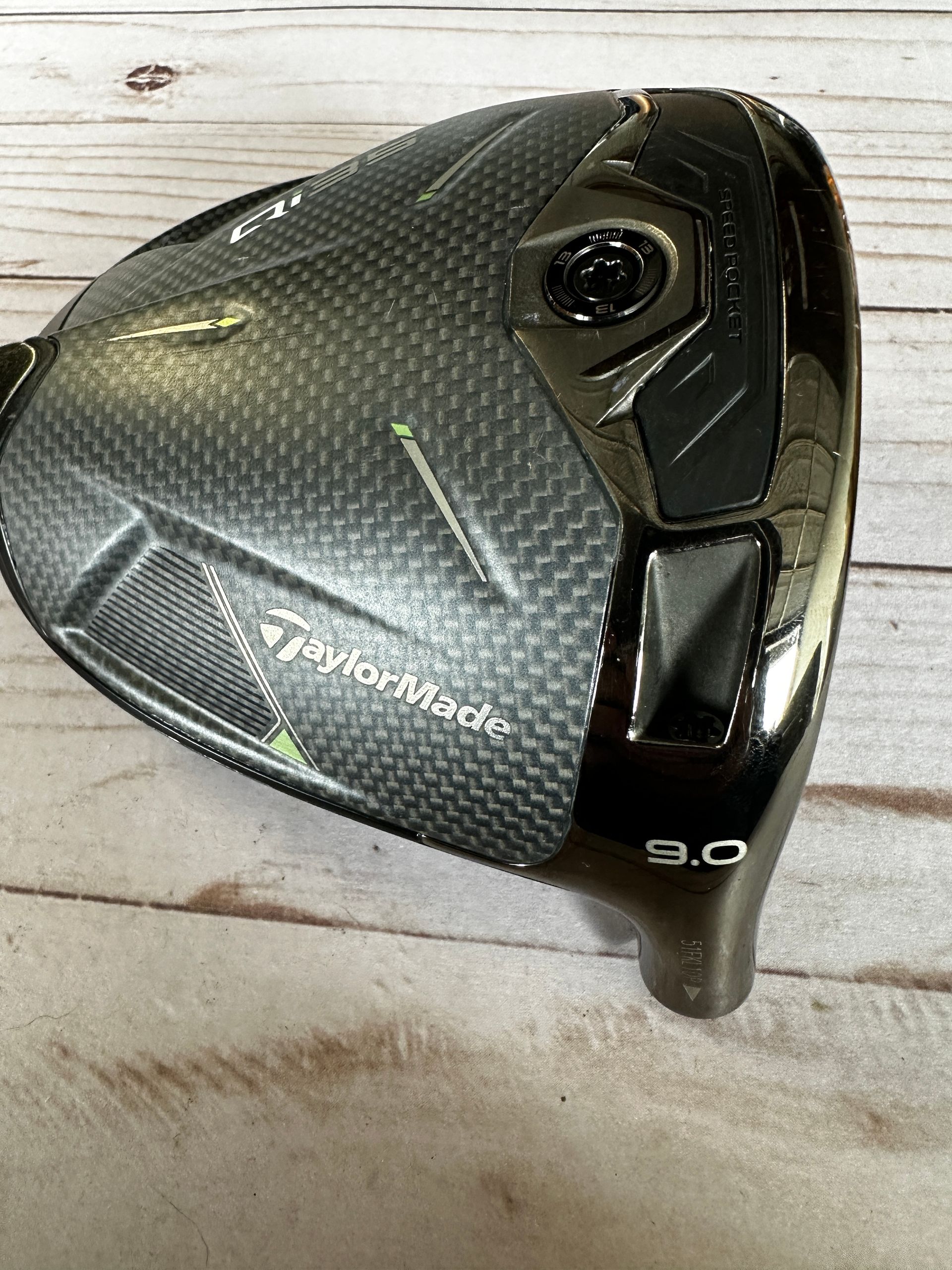 *PRISTINE* TaylorMade Qi35 9* Driver Head