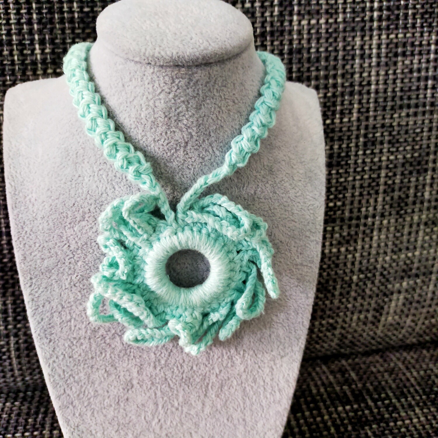 Stricken Halskette mit Baumwolle 