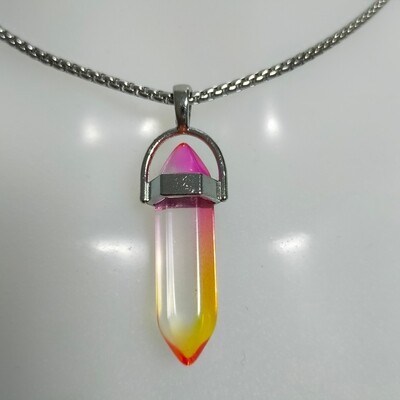 Edelstahlkette mit Kristallstein-Anhänger