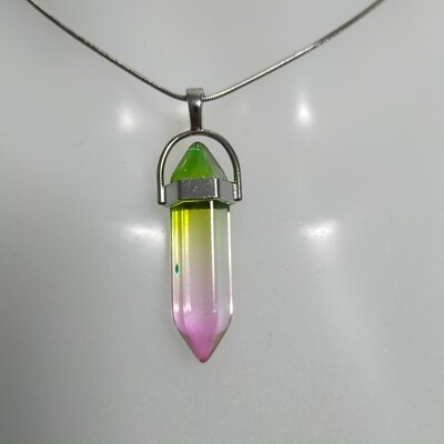 Edelstahlkette mit Kristallstein-Anhänger