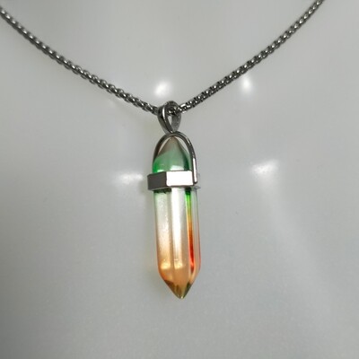 Edelstahlkette mit Kristallstein-Anhänger