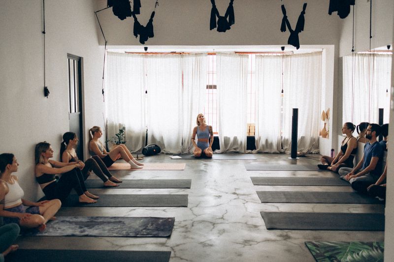 Warsztaty Rocket Yoga hybrid I 10.10 godz. 12:00-14:00