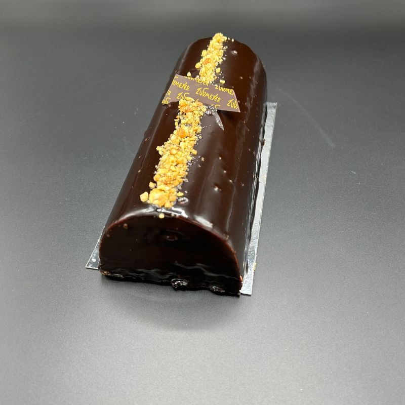 Bûche de Noël : chocolat & Chartreuse verte