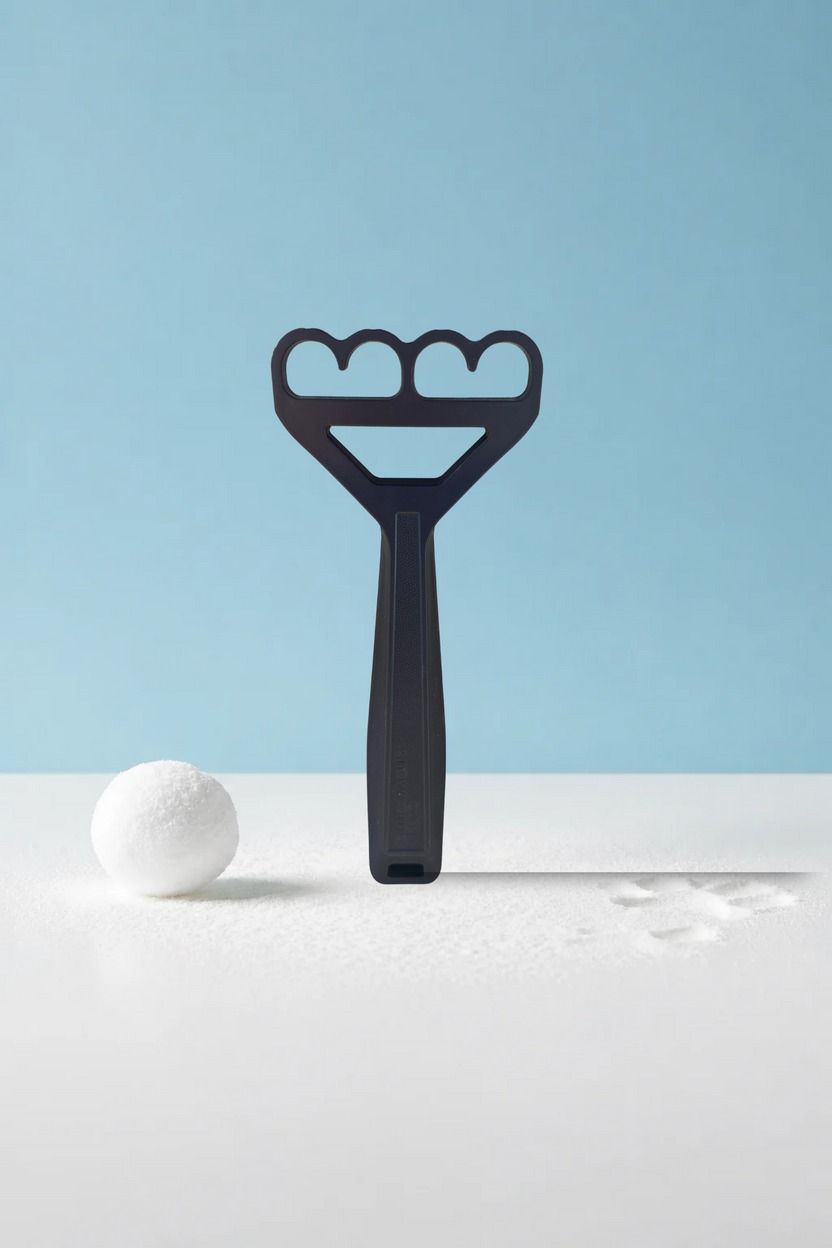 Snowcomb Snowball Remover