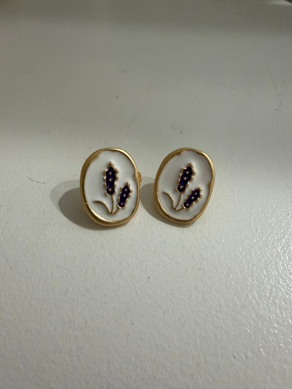 Vintage Lavender Earrings