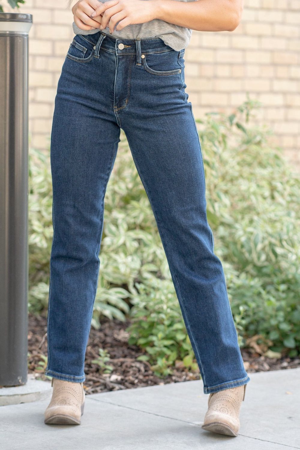McKenzie Tummy Control Straight Legs