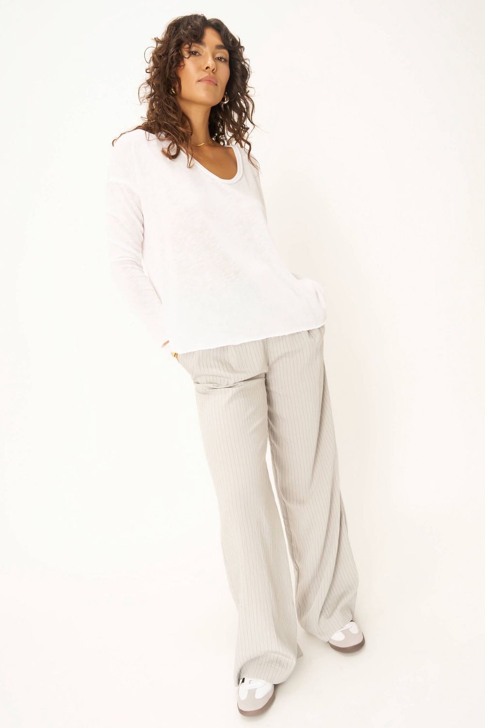 Mae Textured Vneck