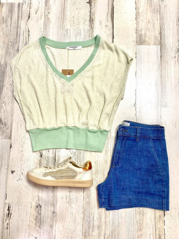 Iva V-Neck Tee
