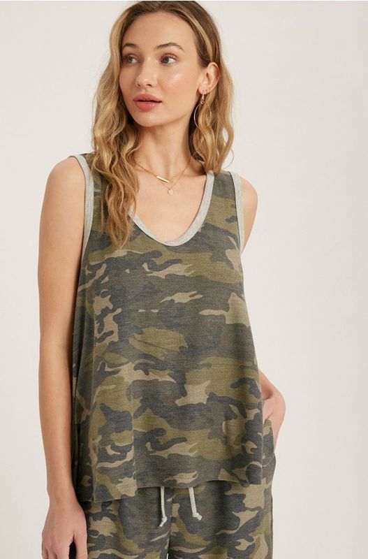 Camouflage Tank