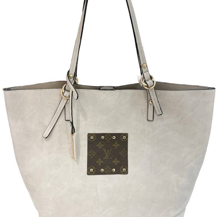 LV Tote
