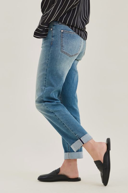 Cool Denim Boyfriend Jeans