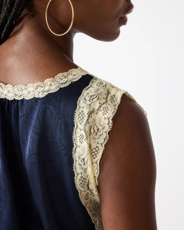 Elinor Top